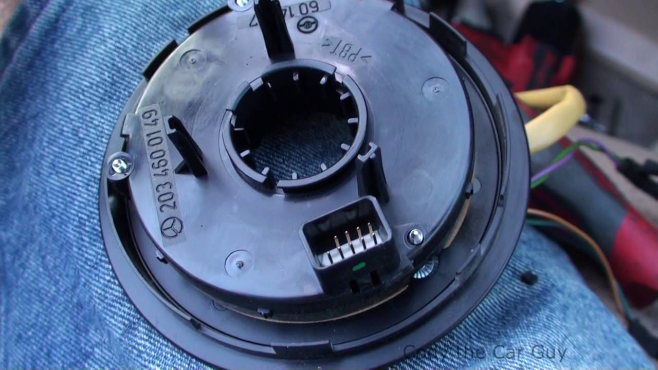 Замена датчика угла поворота рулевого колеса Mercedes C320 c1140
