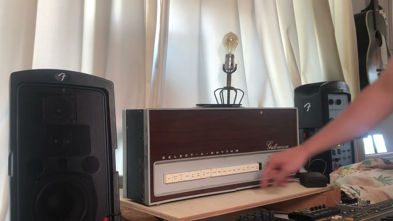 Seeburg-Gulbransen Select A Rhythm 601 B demo