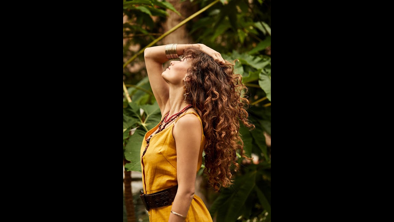 Woman of Nourished | Emanuelle Vos