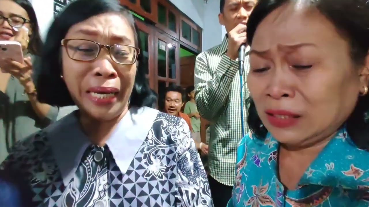 di doa ibu ku nama ku di sebut