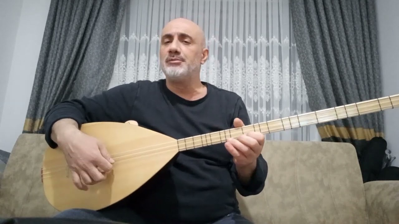 Hastane Önünde İncir Ağacı