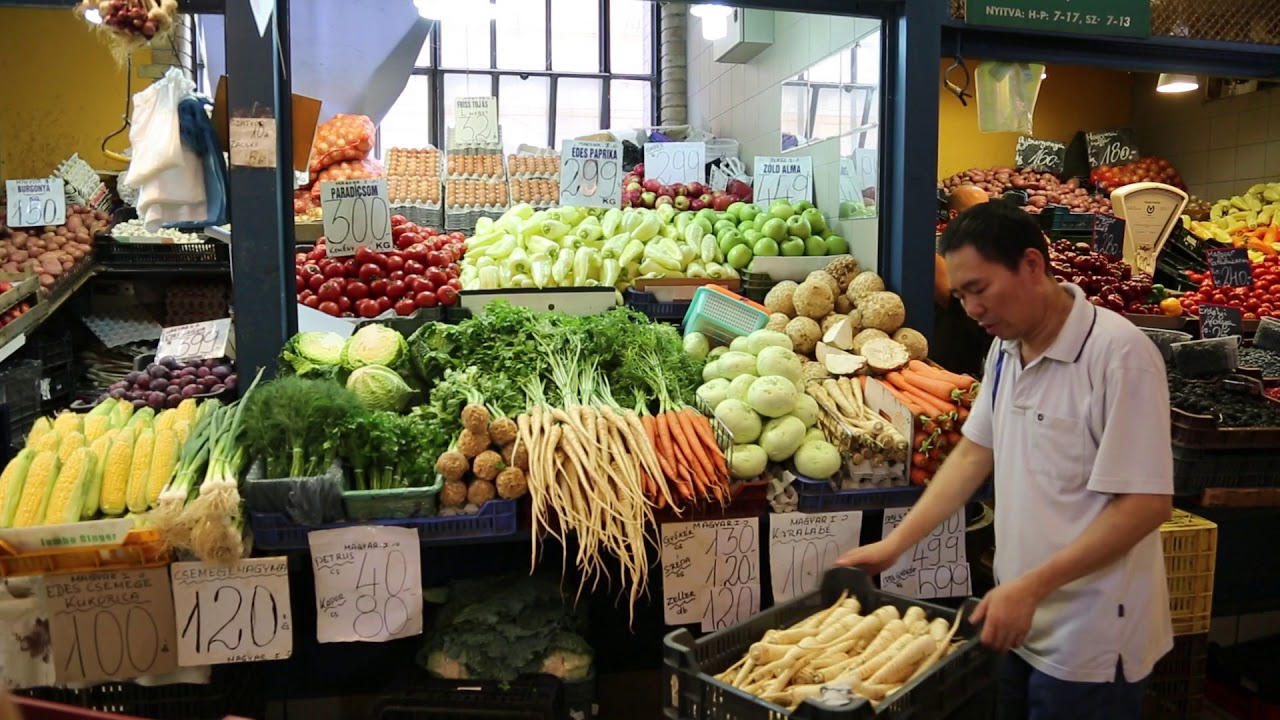 Hungary Budapest Local Market / Hongrie Budapest March&eacute; local