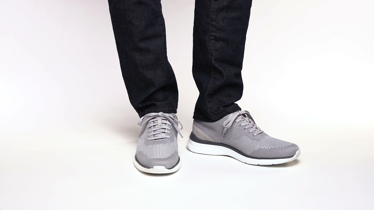 Total Motion Active Mesh Sneaker
