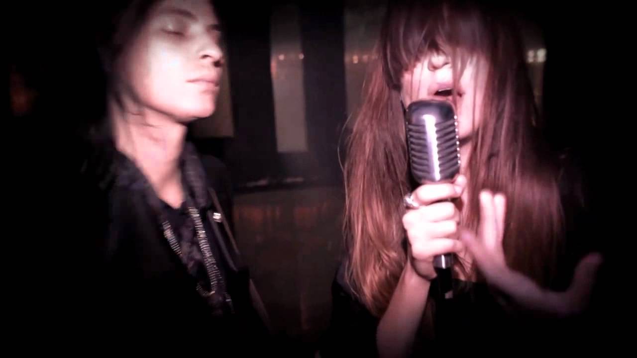 The Kooples Records - When The Lilies Die by Io Echo.mp4