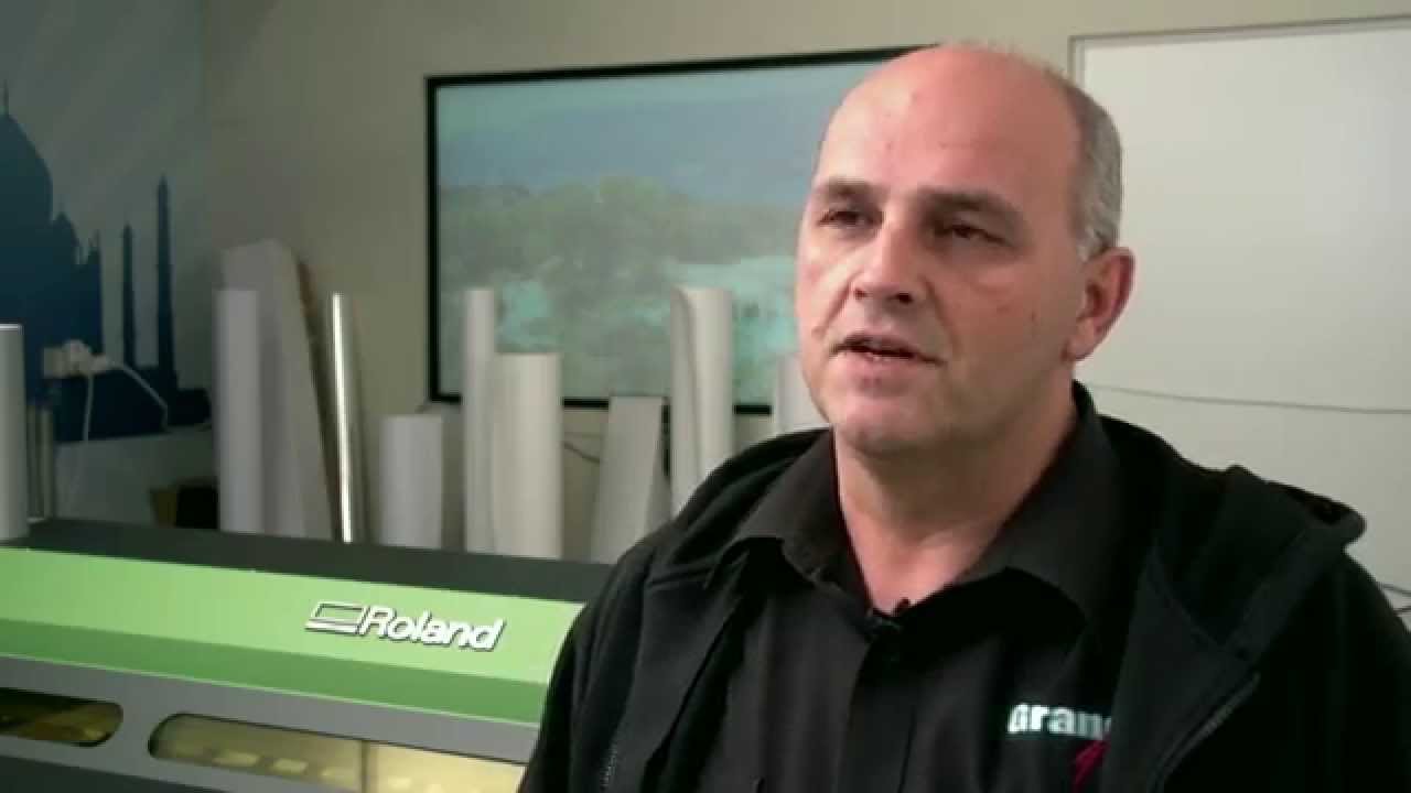 Roland DG VersaUV LEJ-640 Case stories - Grange Graphics EN