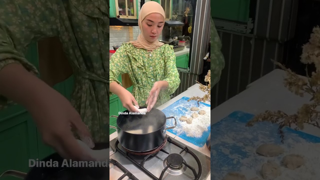 Bosen gak &ldquo;Resep Pempek&rdquo; lg ni ce ? #kancedinda @dindaalamanda
