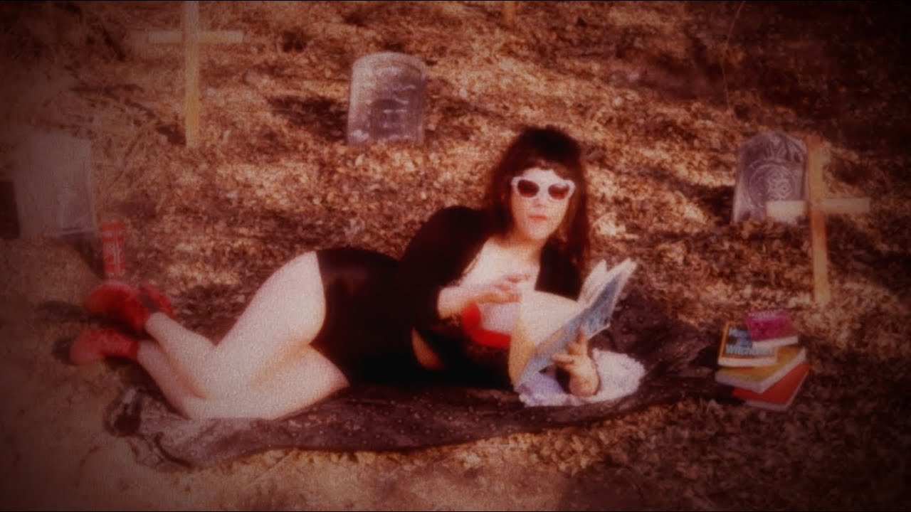Bleached - "Love Spells" (Official Video)