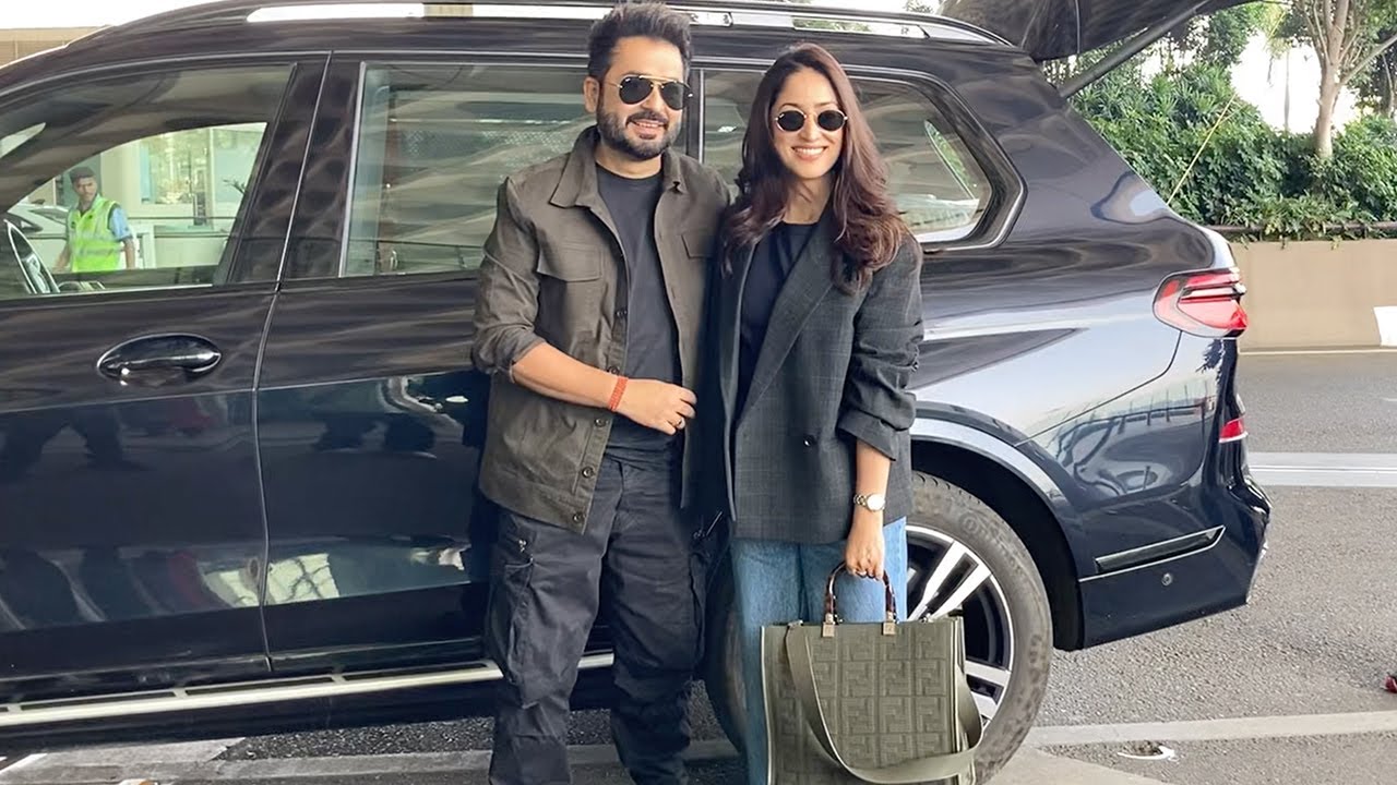 Yami Gautam Snapped At Mumbai Airport With Her Husband Aditya Dhar
