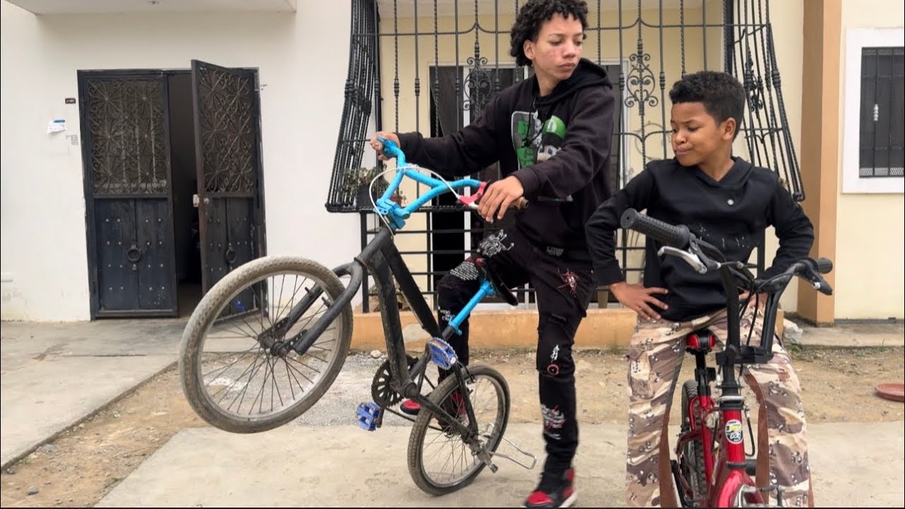 Mis Hijos en Bicicleta Jhon flow y Hamilton se Enfrentan 😆🚴