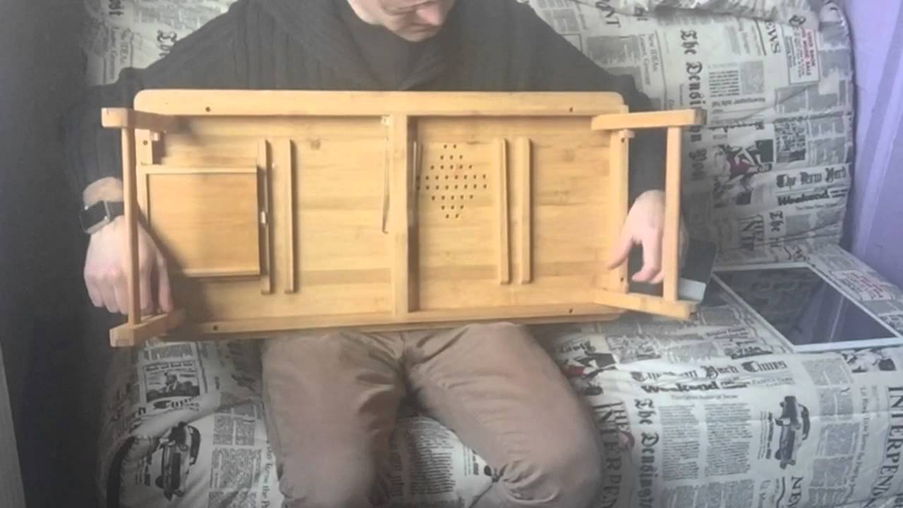 Une table de lit pour geeks ;-)