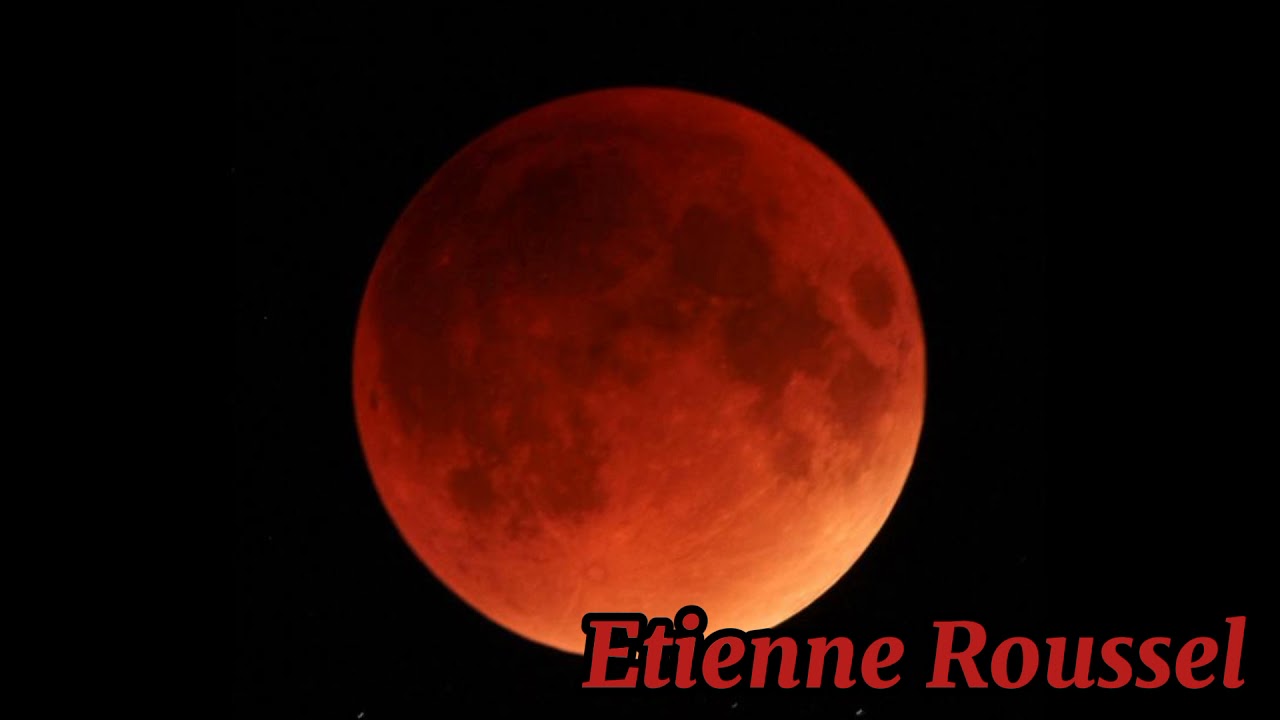 Red Moon - Etienne Roussel