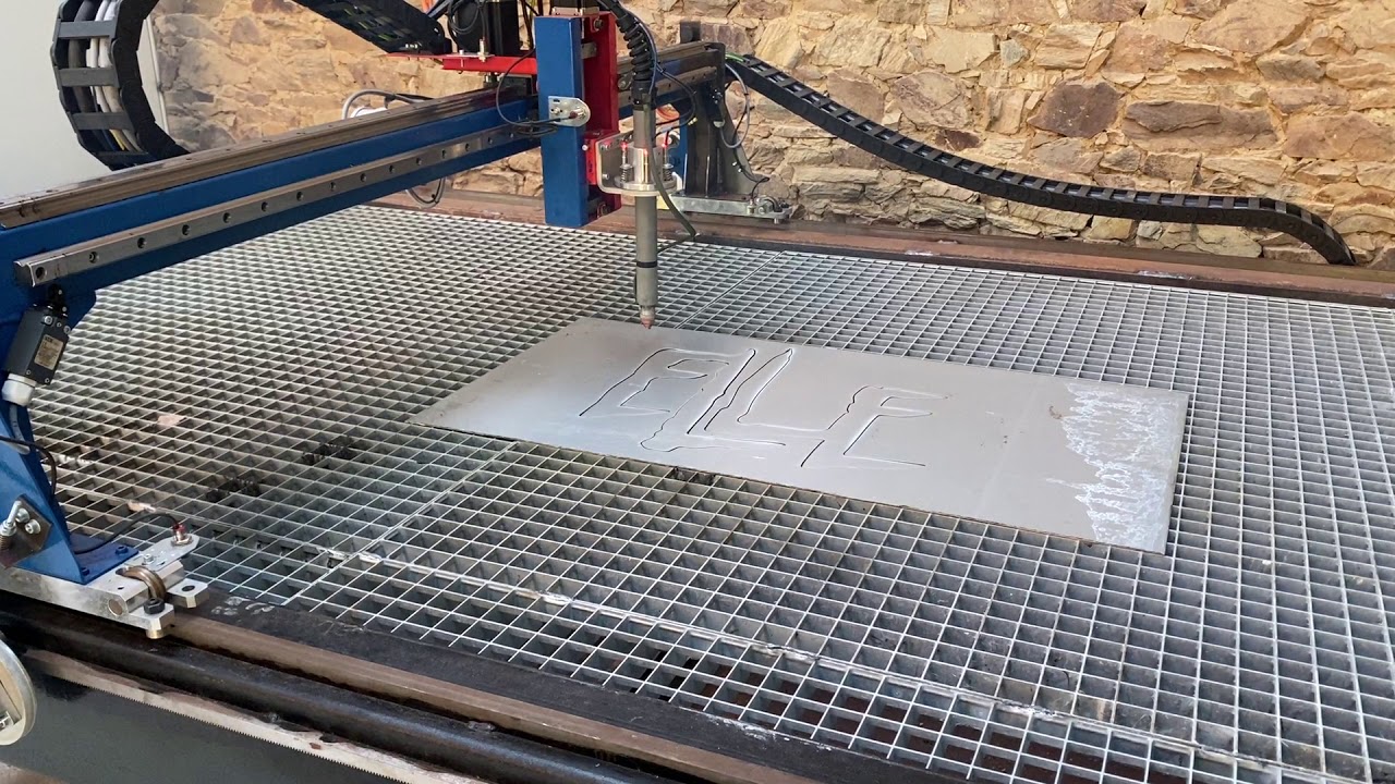 Découpe Logo HELLFEST Plasma GYS CT45 CNC