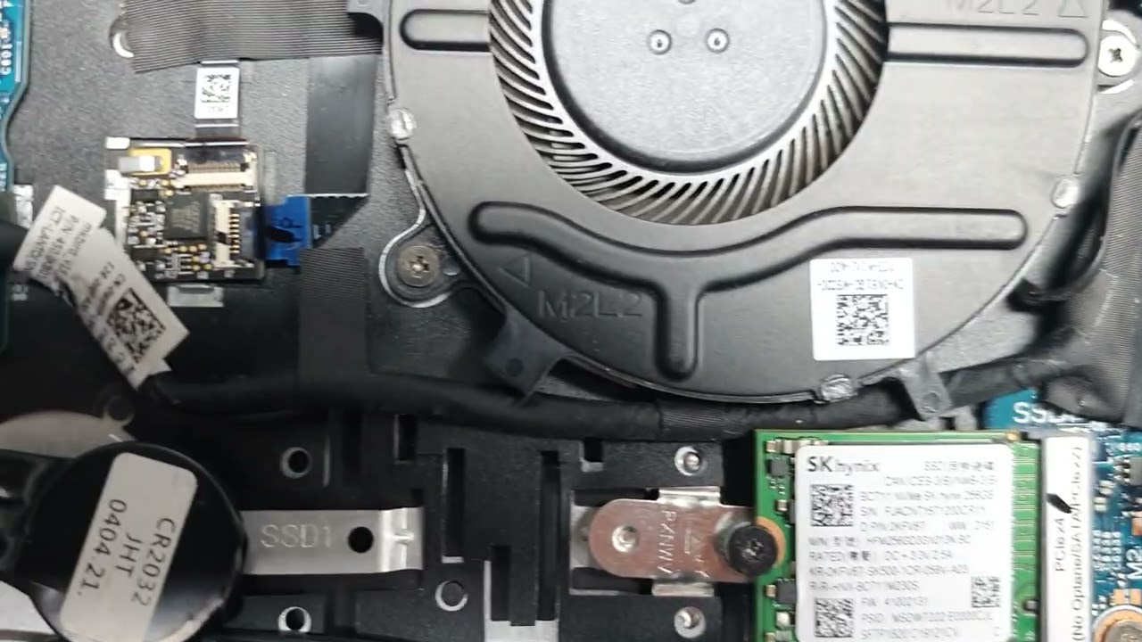 Dell Vostro 5502 Open Bottom Cover Memory RAM Upgrade