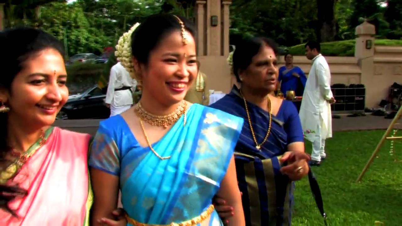 Presenting to you 'Cultural Bliss' Srihari + Li-Hsian 30/1/2010