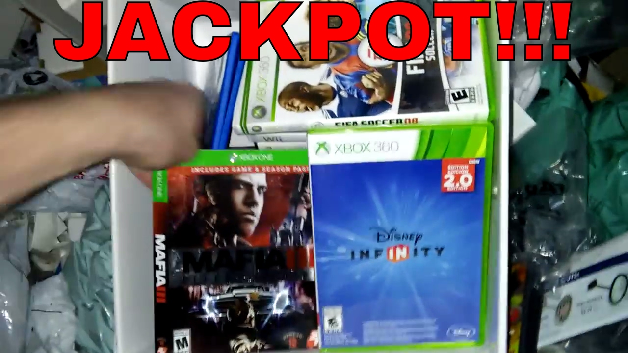 JACKPOT!!! Gamestop Dumpster Dive Night #140