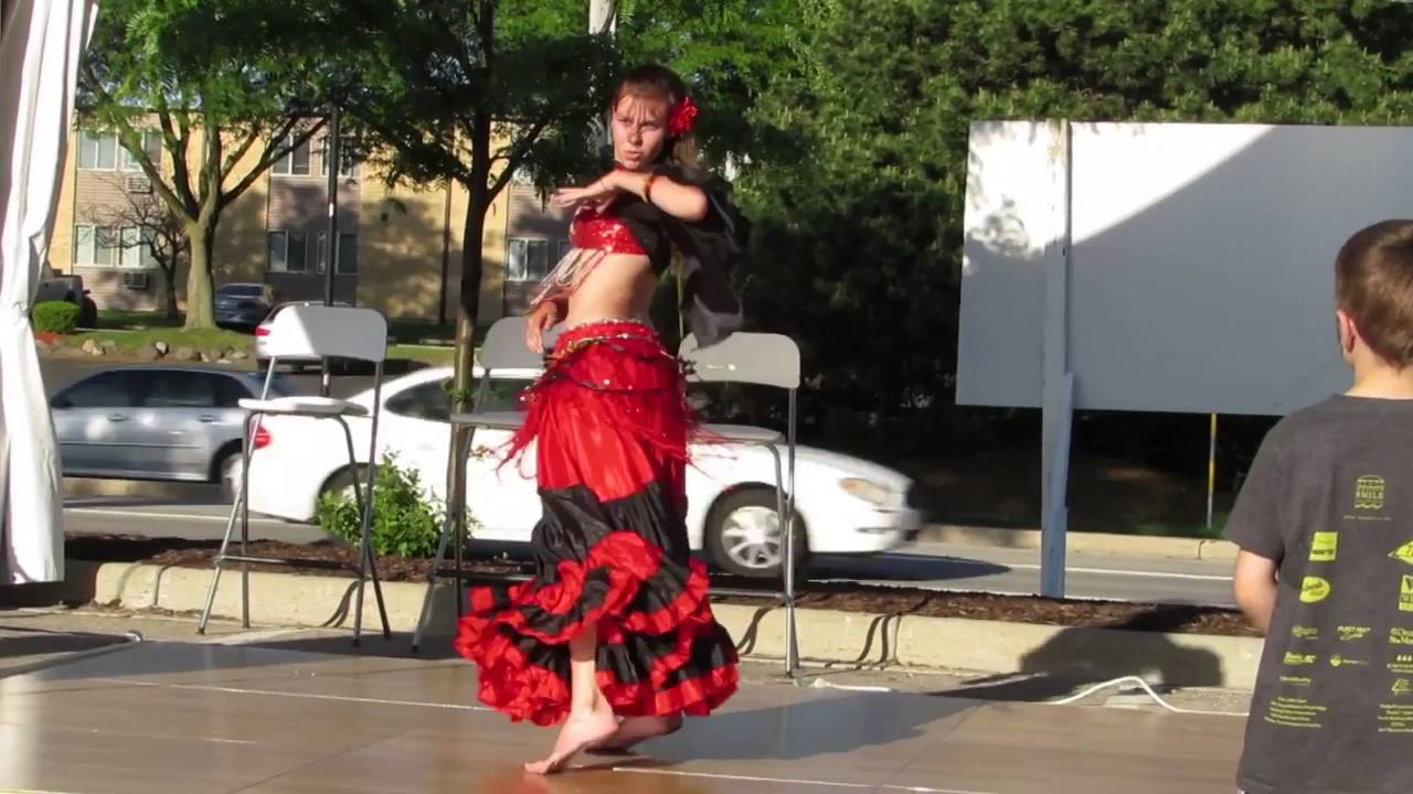 Belly Dance to Spanish music