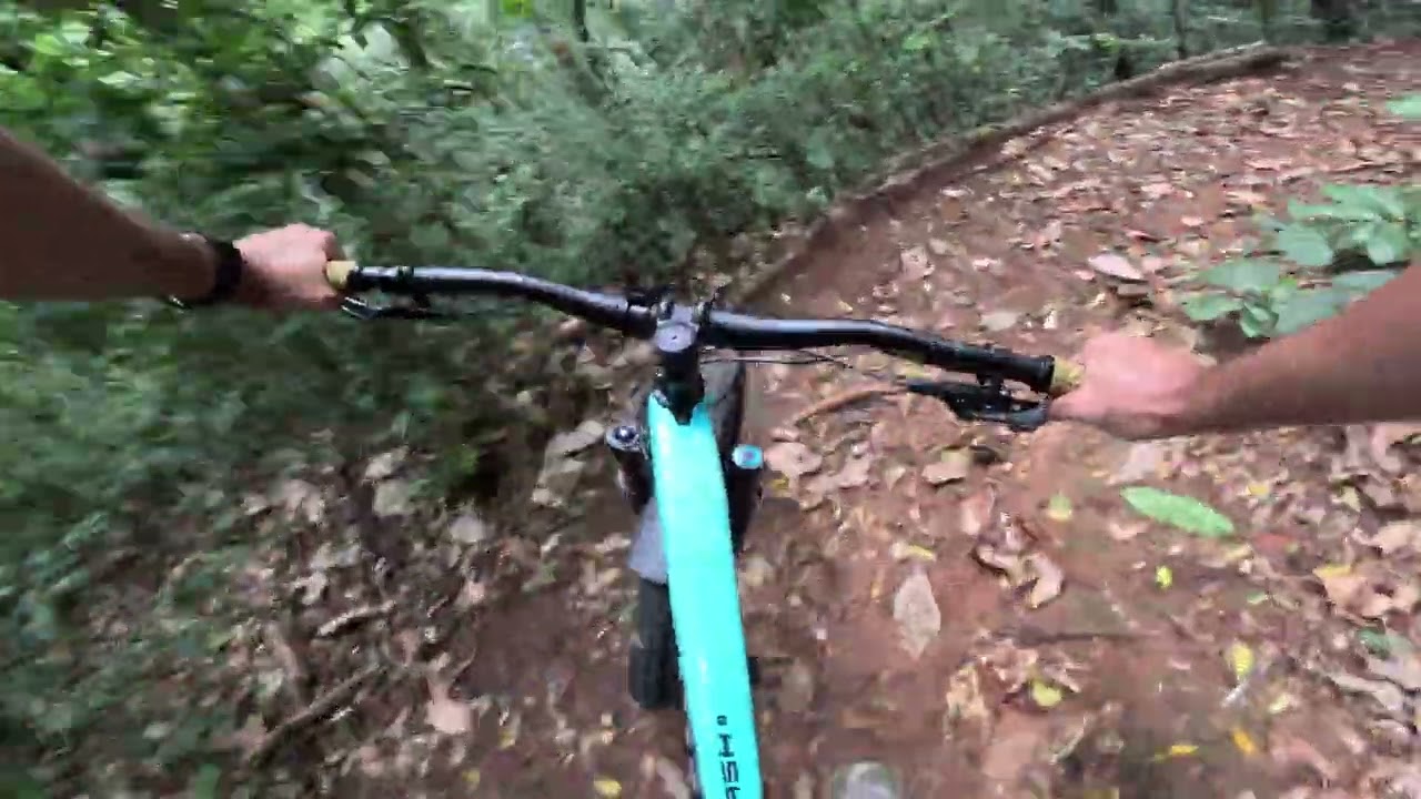 Trilha das Bromélias com Hooke Enduro Mountain Bike