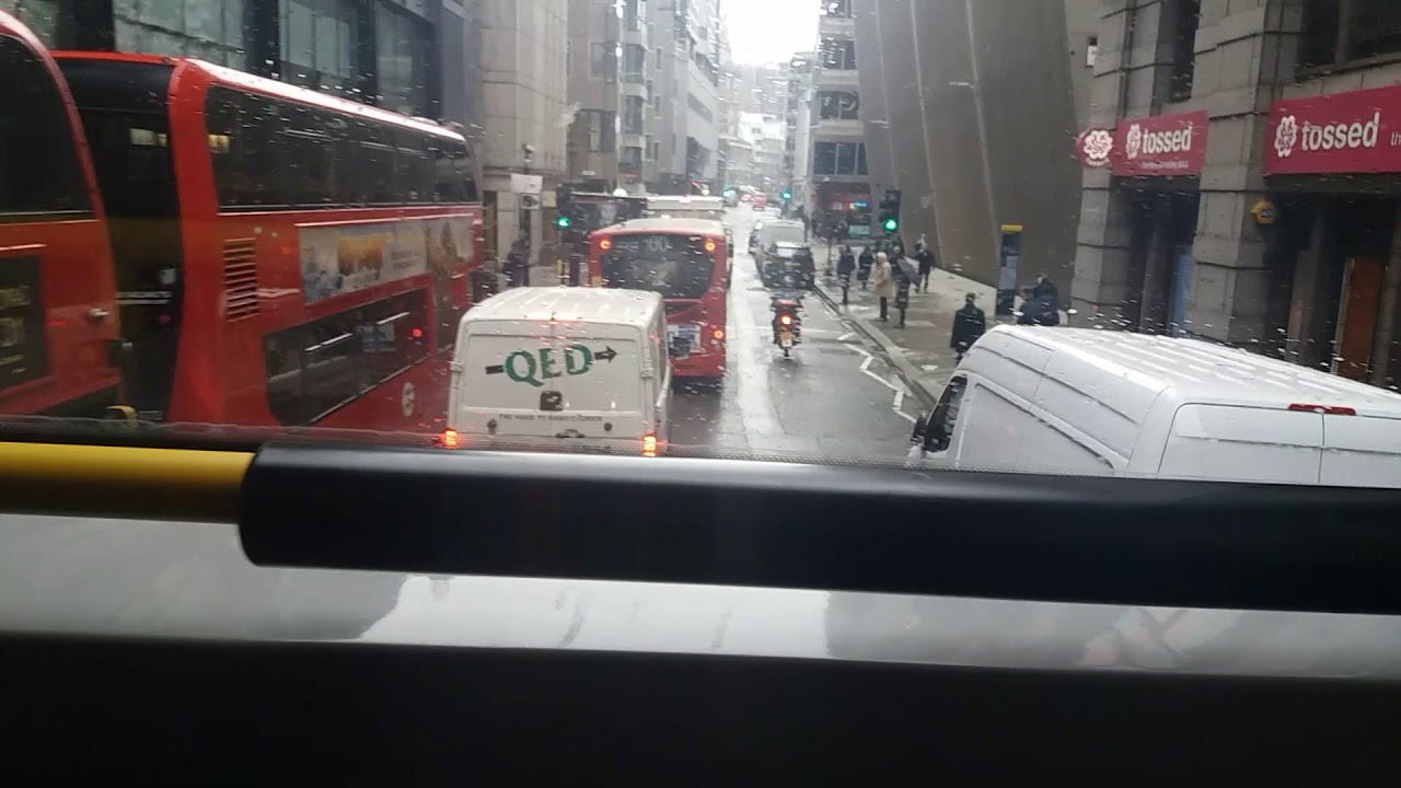 Aldgate buses  Go Ahead London Buses 135 100 343
