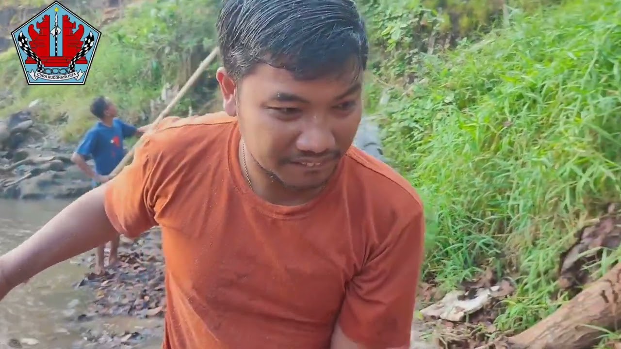 BERSIH SUNGAI DALAM RANGKA HUT RI KE 78