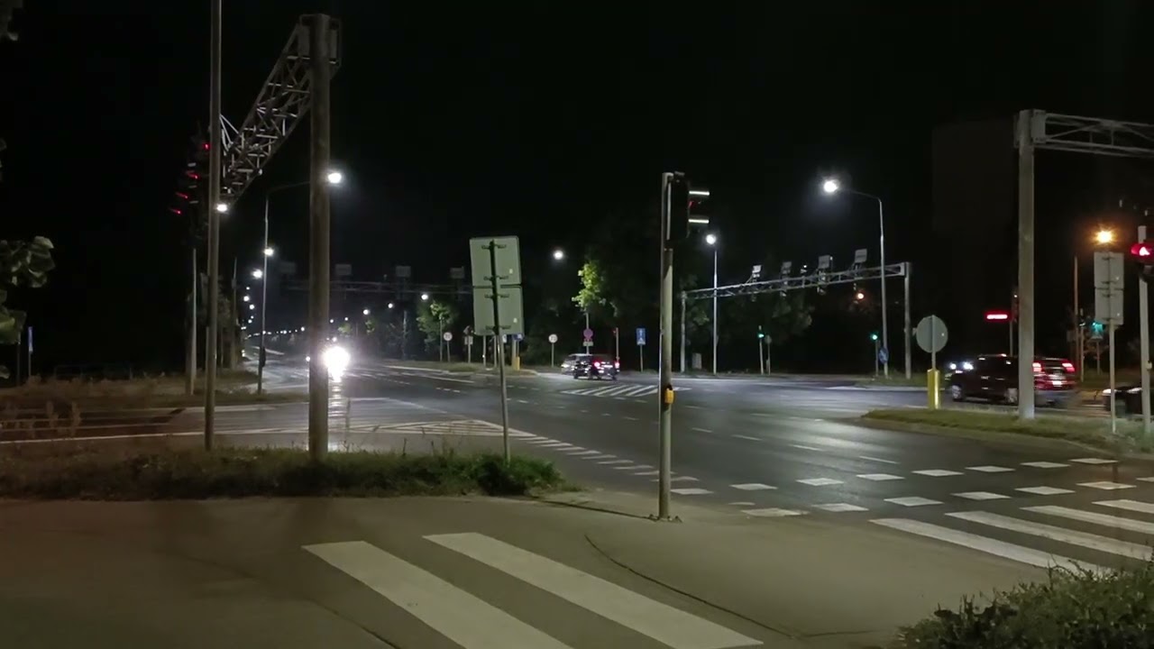 Przejazd alarmowy do pożaru 332[M]25 z Jednostki Ratowniczo Gaśniczej nr.2 w Radomiu