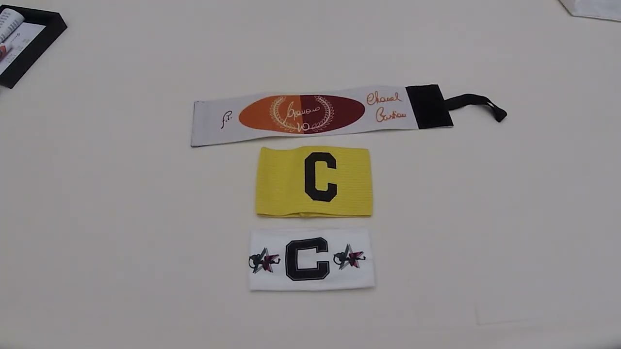 Explication des brassards de capitaine, du coffret en édition limitée de Francesco Totti à Baresi