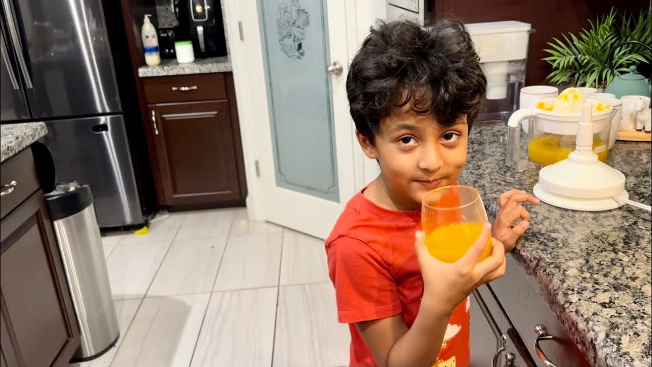 বাচ্চাদের স্কুলের আজ result বেরিয়েছে..রামার result দেখে মাথায় হাত😅..আমেরিকা