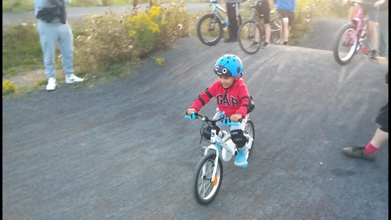 Having a crack at @Ormeau BMX track
