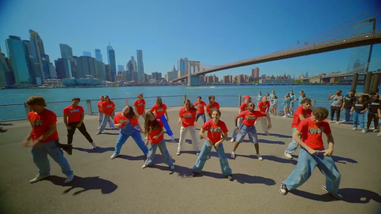 2024 NYC Hip Hop Intensive Flash Mob - Brooklyn Bridge