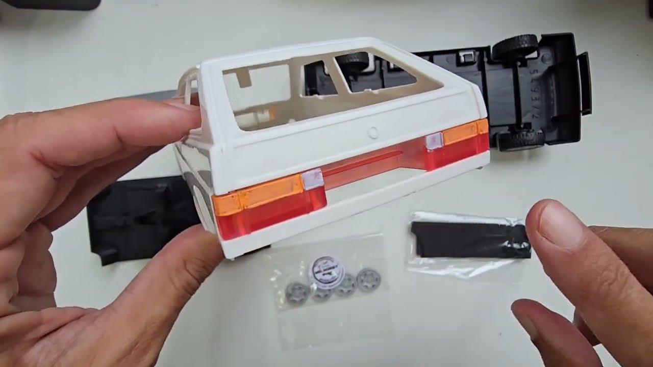 ASMR CUSTOMIZANDO MINIATURA GOL 1000