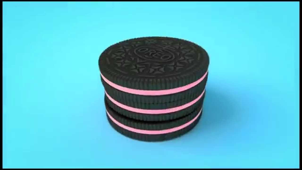 Play with Oreo: Oreo Strawberry Cr&egrave;me