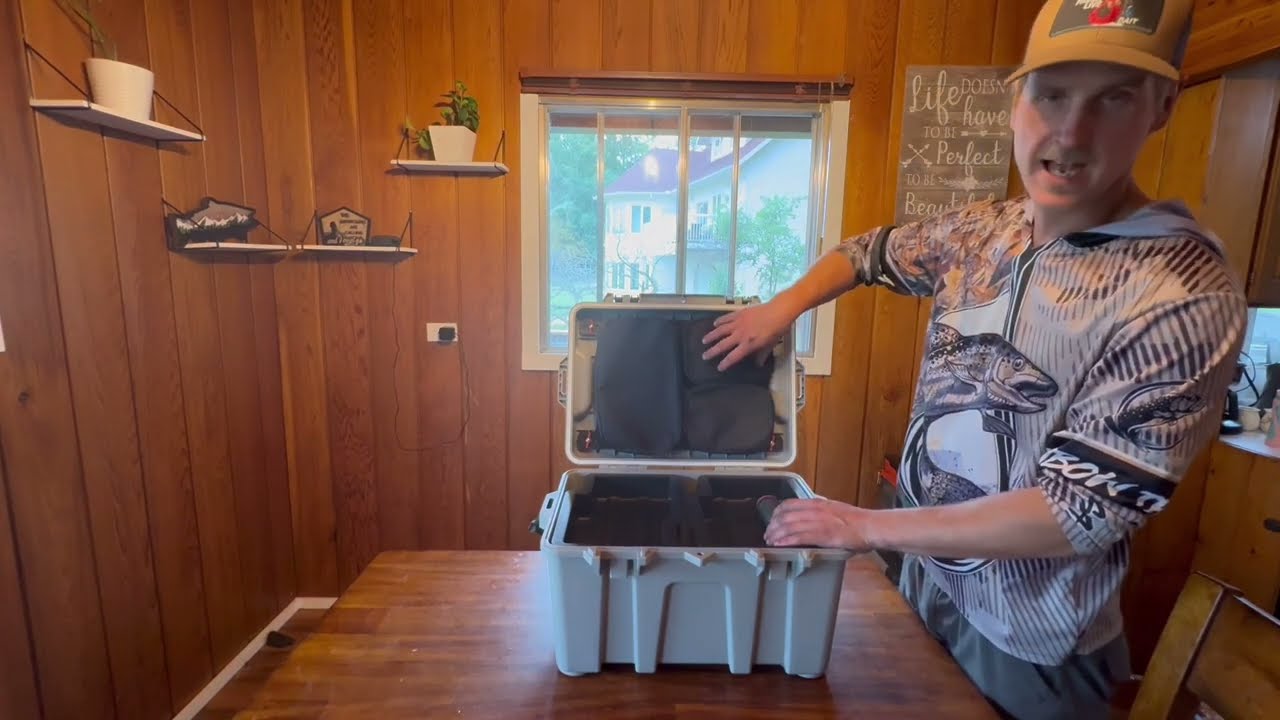The Ultimate DIY Kayak Crate For Only $39.99. Compared to a $253 kayak crate! Will They Even Compare