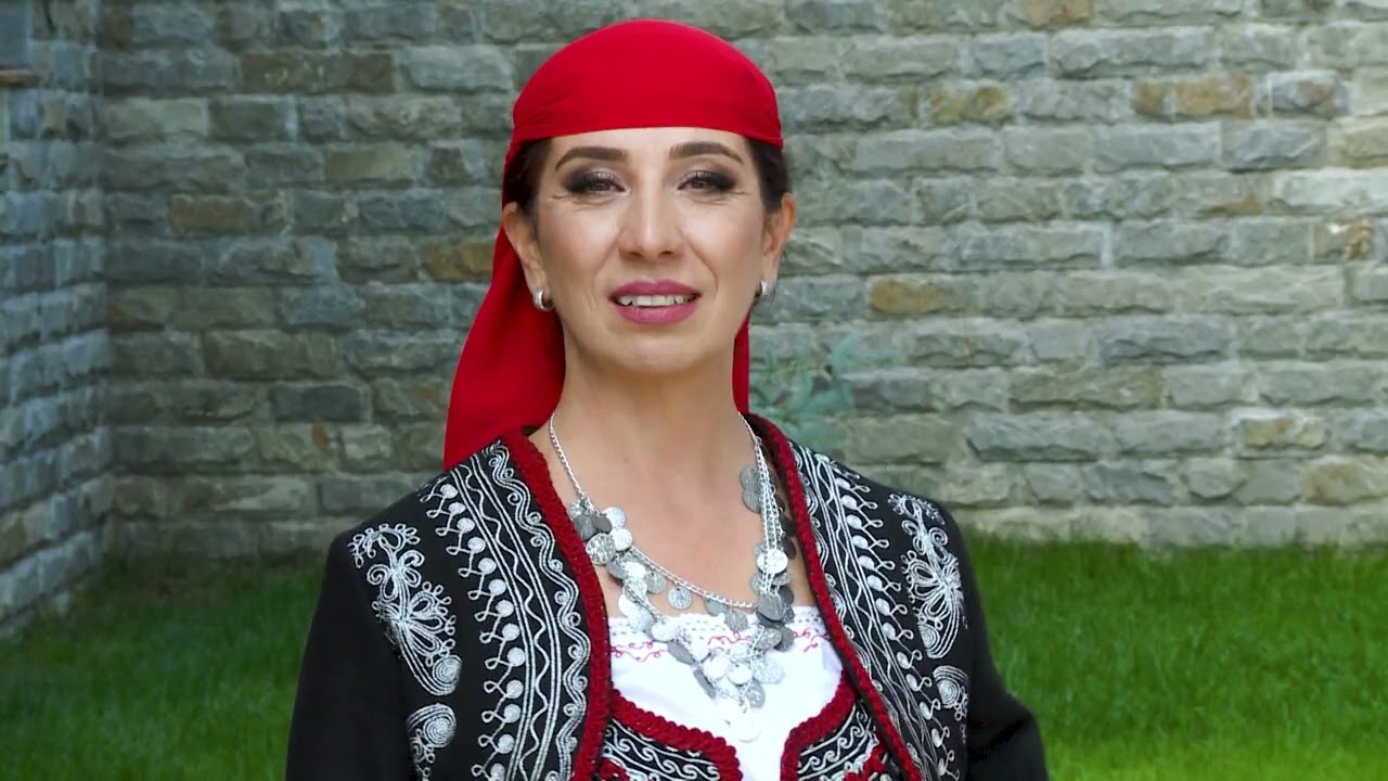 Iulia Velichkova - Pustono lyube galeno | Юлия Величкова - Пустоно любе галено