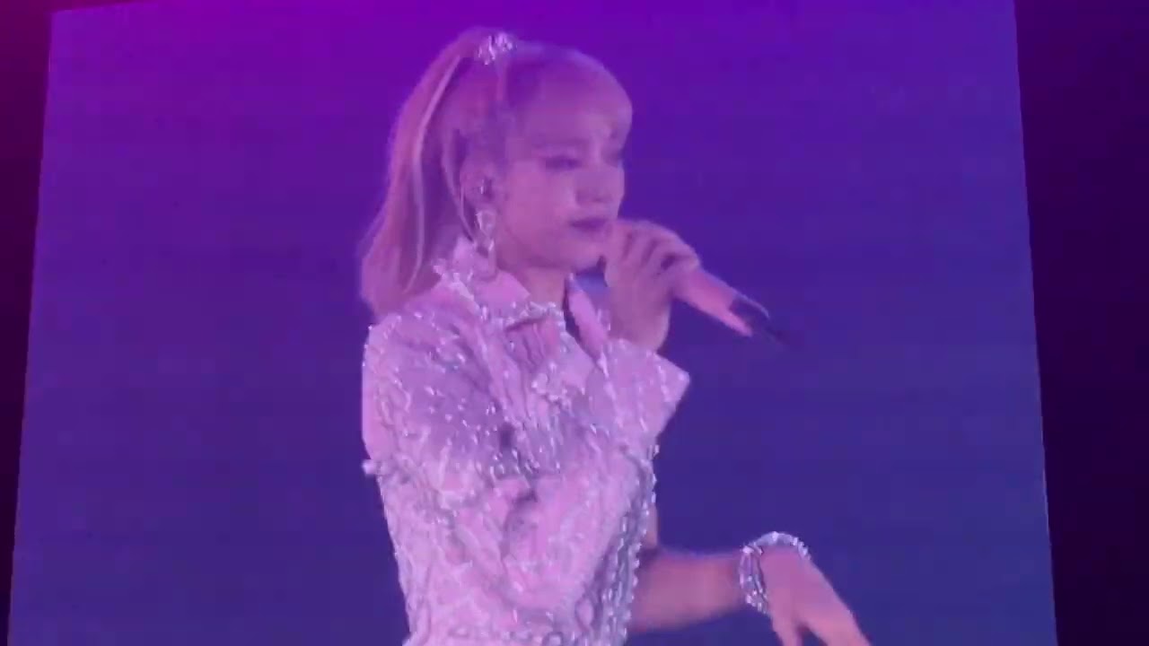 BLACKPINK - Whistle [IN YOUR AREA WORLD TOUR 2019 IN KUALA LUMPUR]