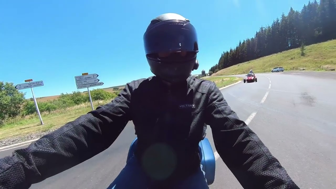 Aveyron Cantal 2022 road trip Goldwing DCT Can-Am Spyder [4]