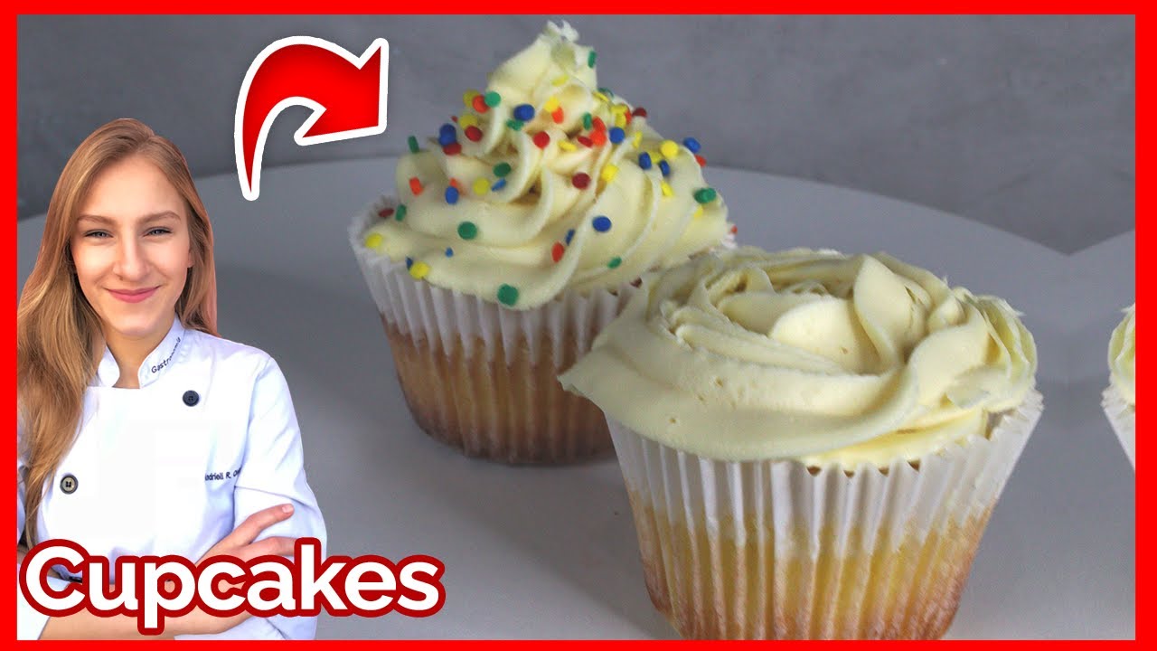 CUPCAKE DE CHOCOLATE BRANCO | ANDRI OLEKSZECHEN