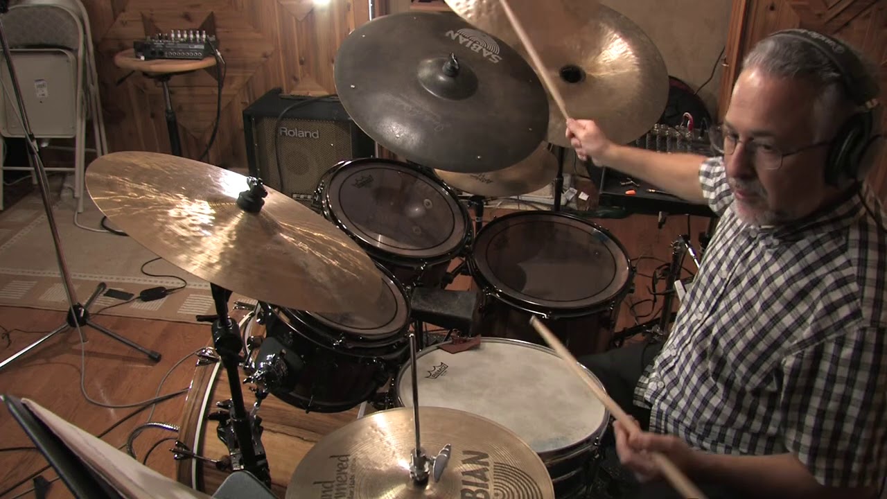 Соло №4 из сборника Advanced Funk Studies Рика Лэтэма