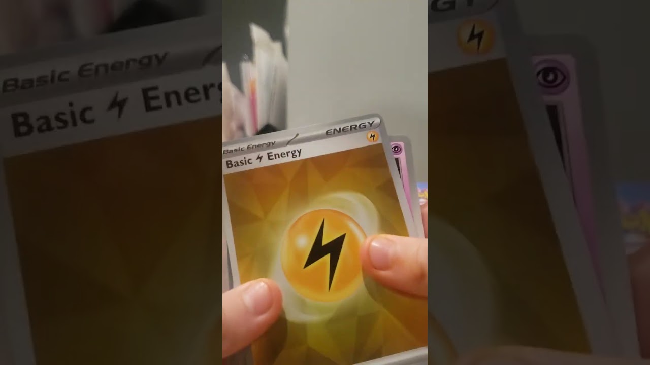 Opening prismatic evolution booster bundle
