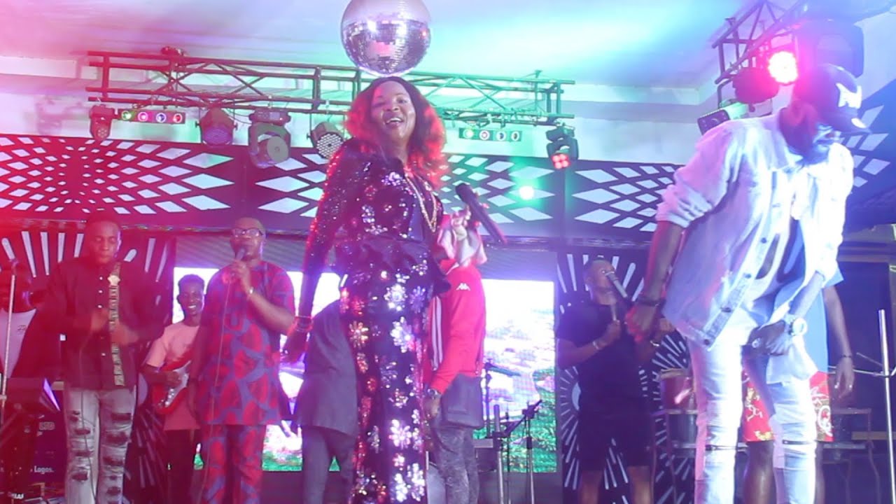 SIS ROSEMARY CHUKWU & CHIEF IMO IN 2022 LIVE PERFORMANCE