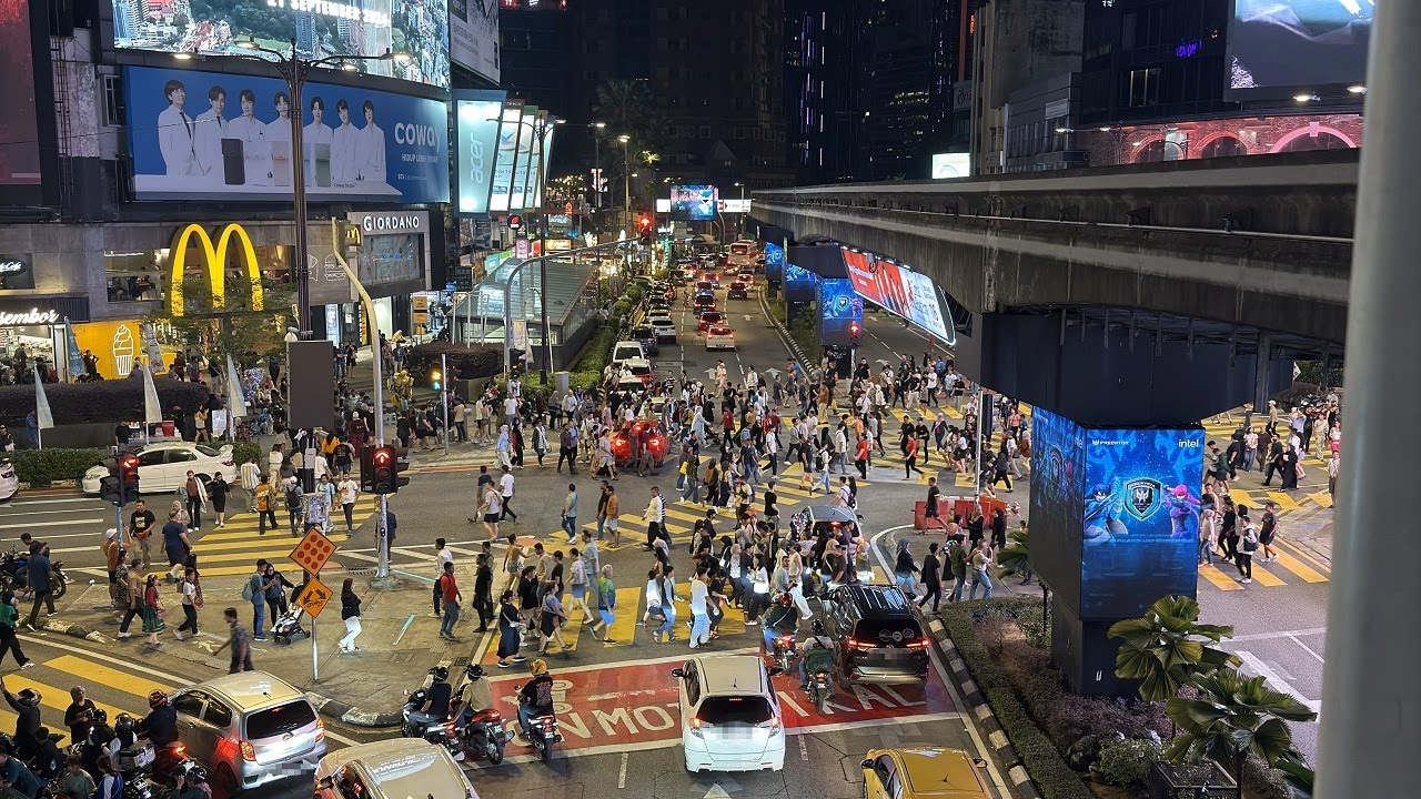 Bukit Bintang, KL – Recommended Walking Route at Night – Food, Malls, Nightlife and Bustling Street!
