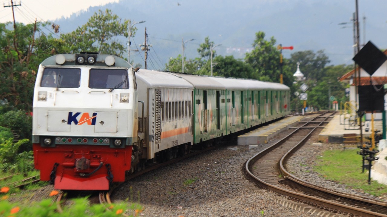 KERETA PARSEL SELATAN BERDINAS LAGI SETELAH VAKUM HAMPIR 1 TAHUN