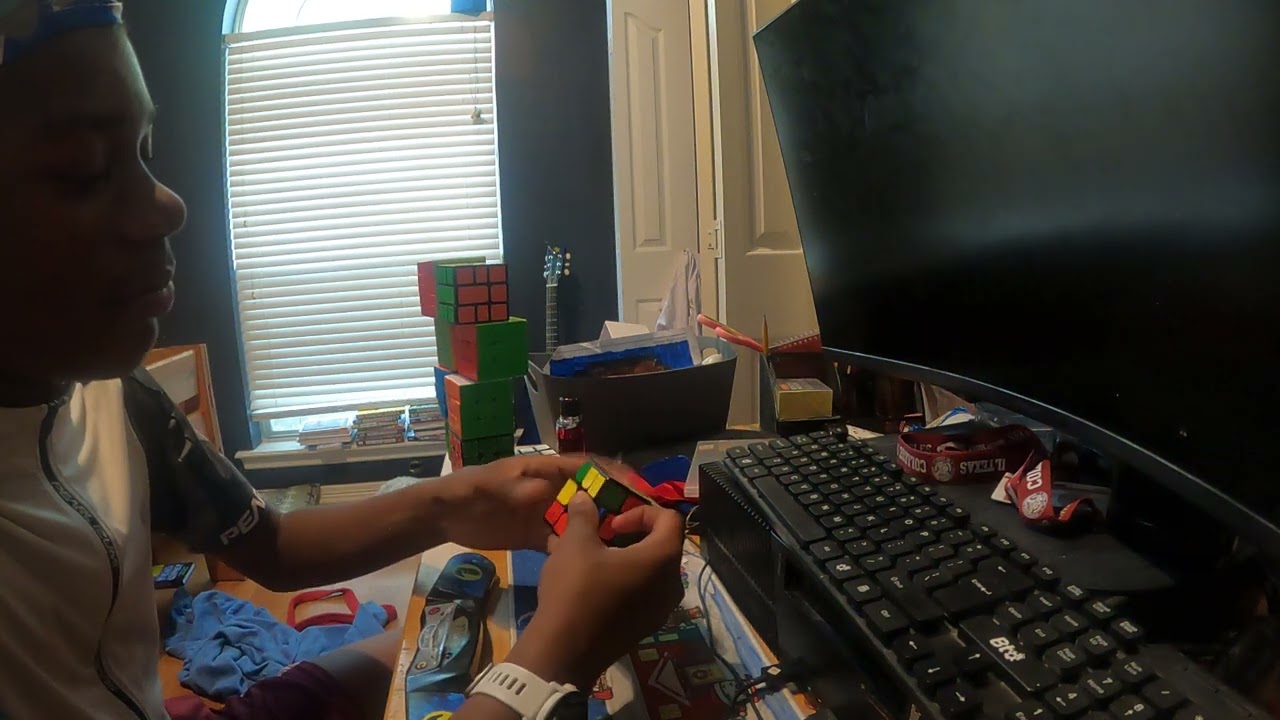 unboxing the Rubik's connected X