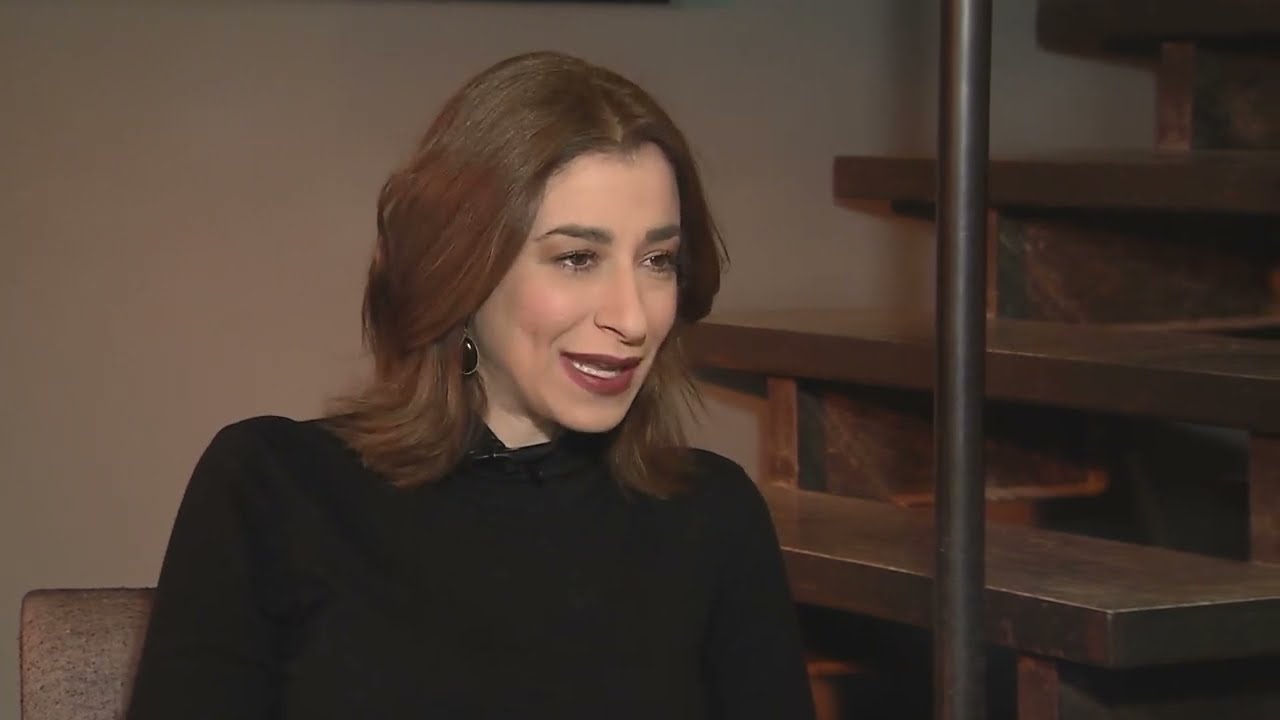 Μ. Ρίζου: «Δυσκολεύομαι να αποδεχτώ ότι κάποιος έχει τη στιγμή του» | | 01/04/2023 | ΕΡΤ