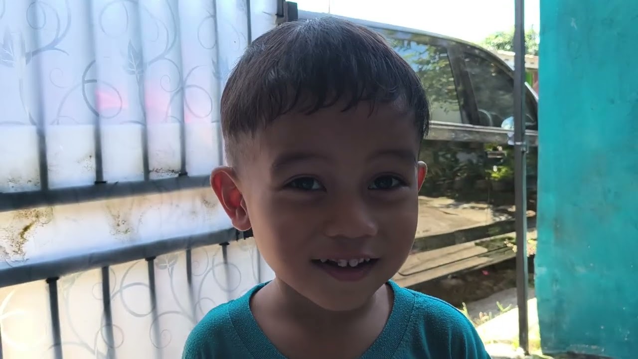 Sendal akiro baru