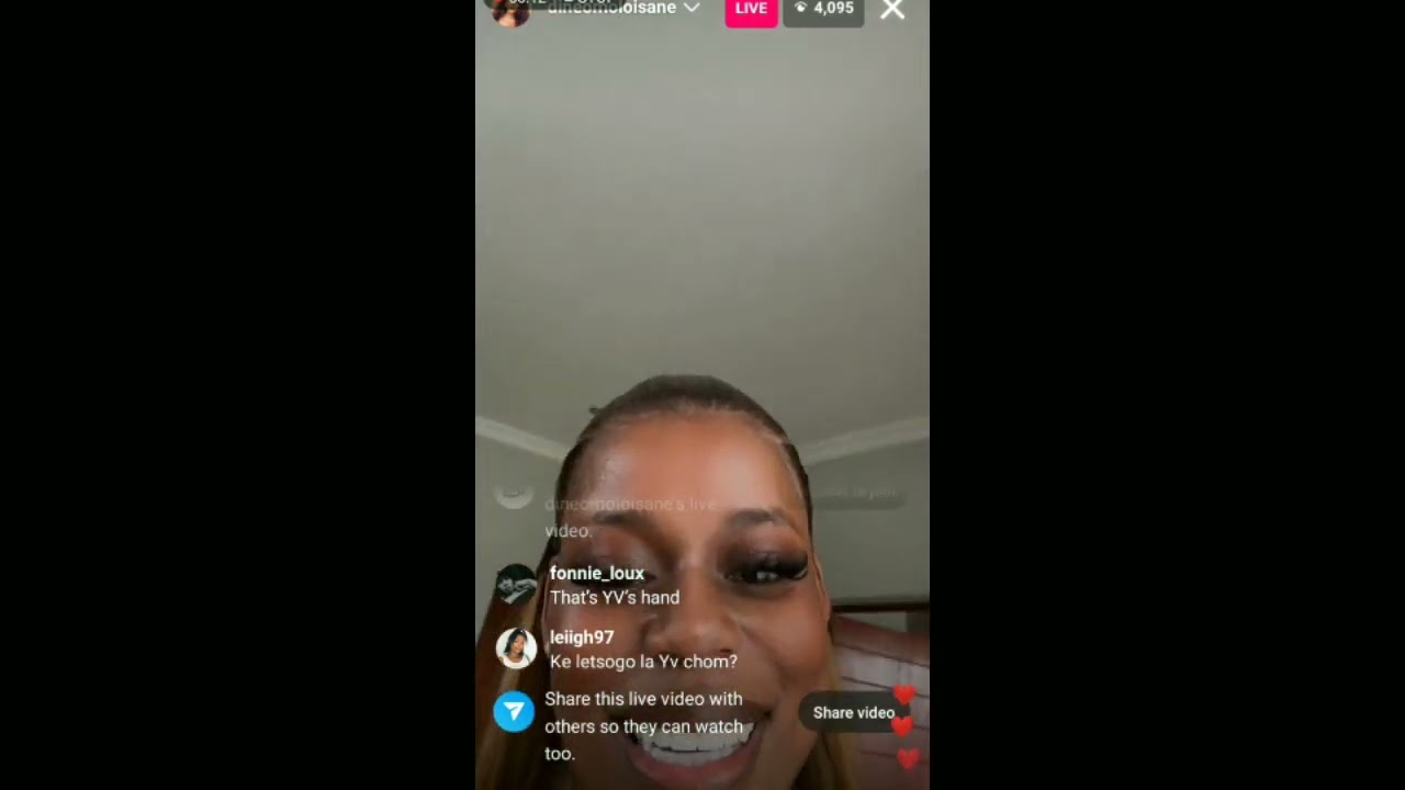 dineo moloisane Instagram live incase you missed it 😭😂