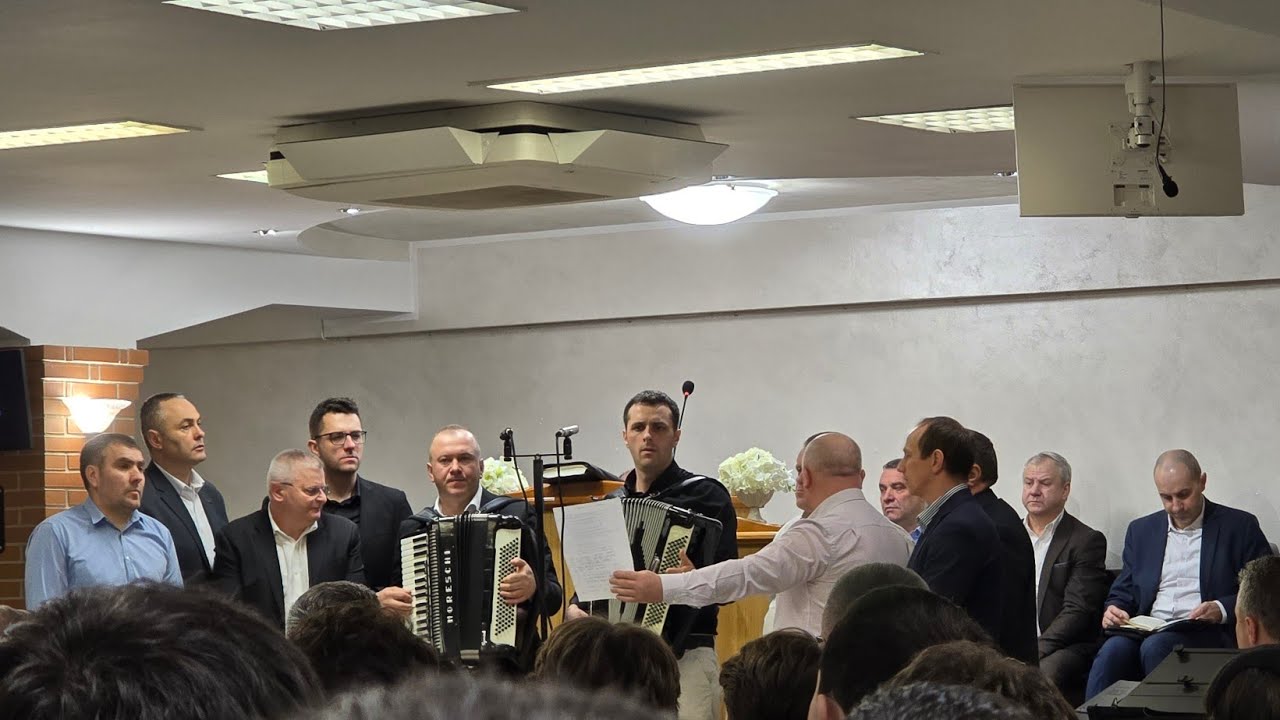 Grupul Bărbătesc Iaslovăț - Puneți tu nădejdea ❤️🙏🙏#dumnezeu #music #isus #cantare #laudes #gesu #fy