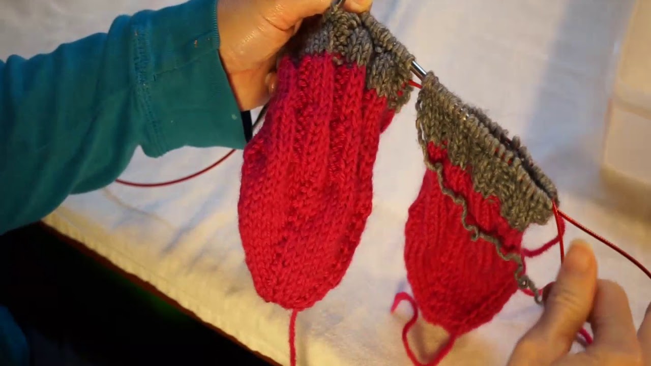 Spiral Rib Tube Sock Knitting Lesson 4