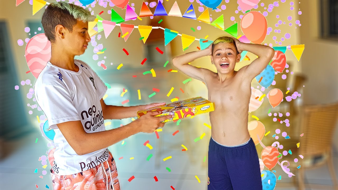 GIGANTE GANHOU UM PRESENTE  * No seu aniversário *