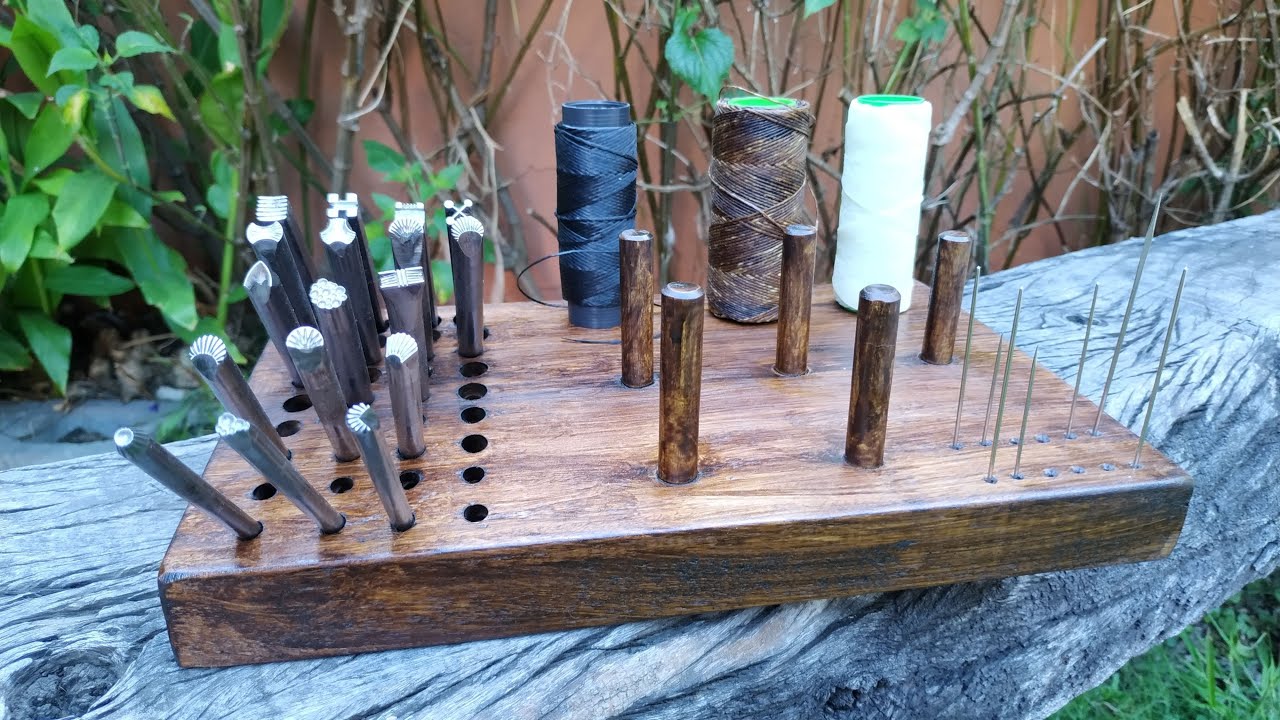 Soporte para herramientas para cuero // Leather Tool Holder