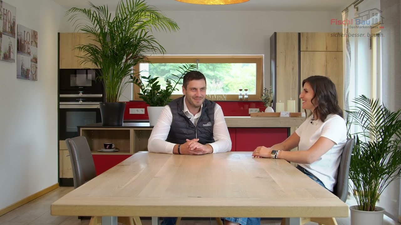 Welcher U-Wert ist besser - Ziegel oder Holzbau? - Fischl Markenhaus FAQ (Matthias)