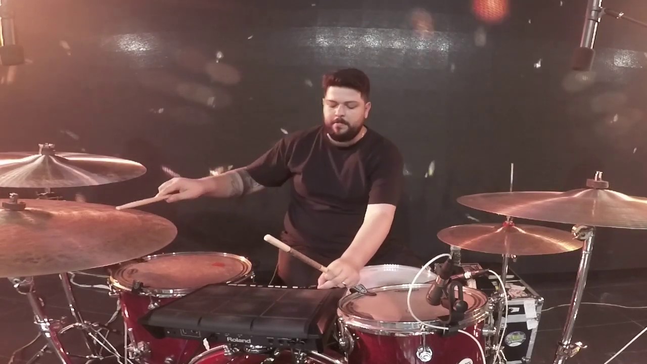 Fogo Nunca Dorme  - Alessandro Vilas Boas | Live Drums with Davi Zocal